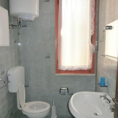 Apartment Two-Bedroom Apartment In Lido Delle Nazioni/Emilia-Romagna 21184