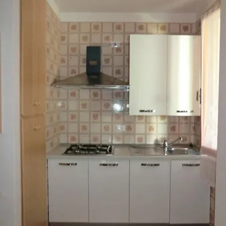 Two-Bedroom Apartment In Lido Delle Nazioni/Emilia-Romagna 21184 *